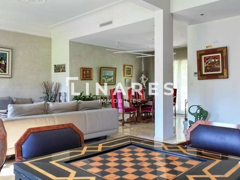 Maison Marseille 8e - 4 chambres - 336m²