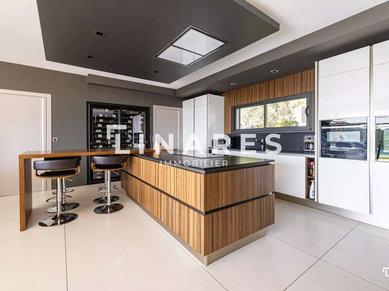 Maison Marseille 11e - 4 chambres - 333m²
