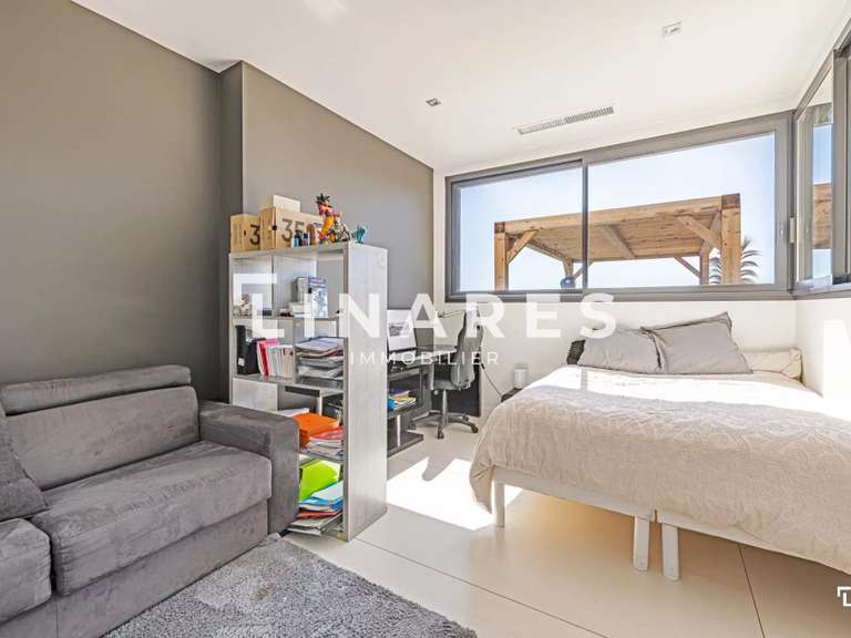 Maison Marseille 11e - 4 chambres - 333m²