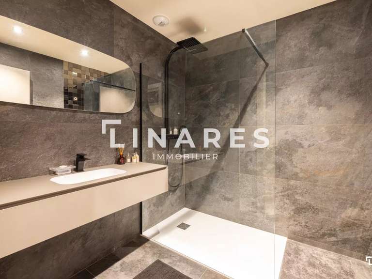 House Marseille 11e - 4 bedrooms - 333m²