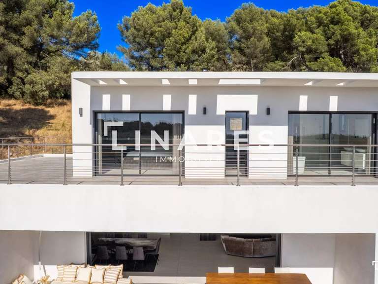 House Marseille 11e - 4 bedrooms - 333m²