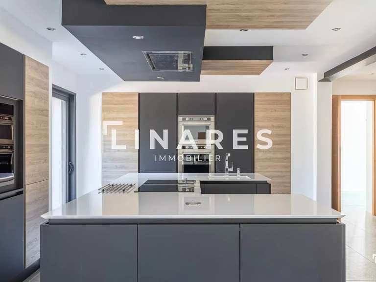 House Aix-en-Provence - 4 bedrooms - 271m²