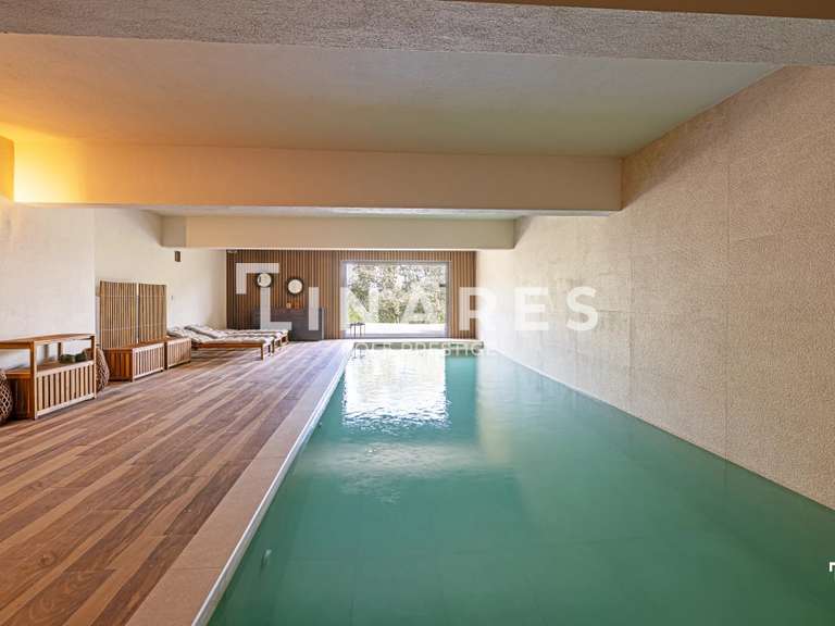 Maison Le Puy-Sainte-Réparade - 5 chambres - 459m²