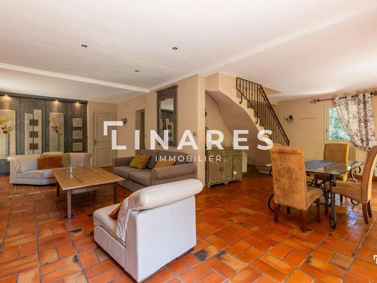 House Marseille 11e - 5 bedrooms - 287m²