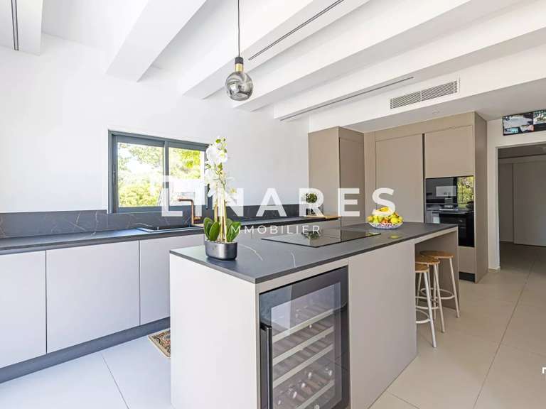 Maison Gémenos - 5 chambres - 343m²
