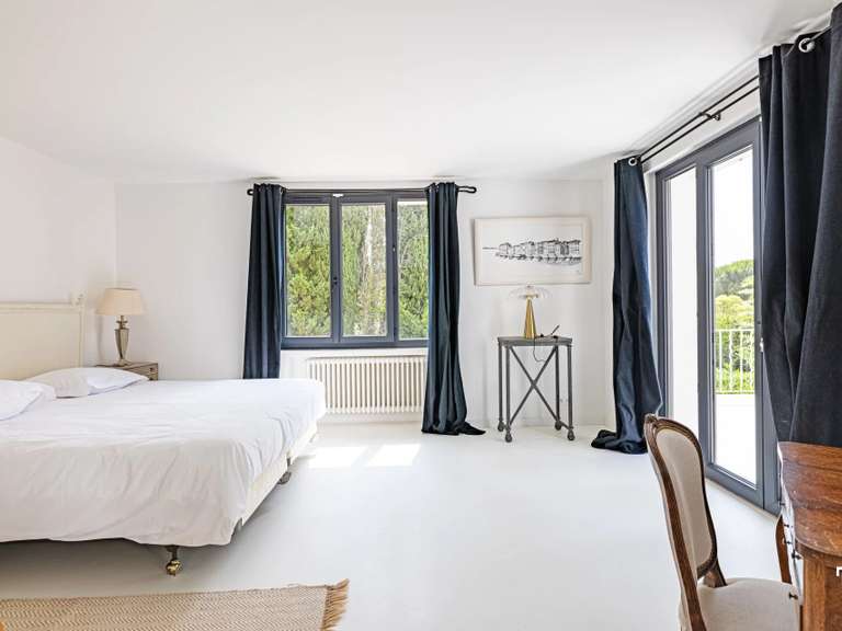 House Aix-en-Provence - 5 bedrooms - 248m²