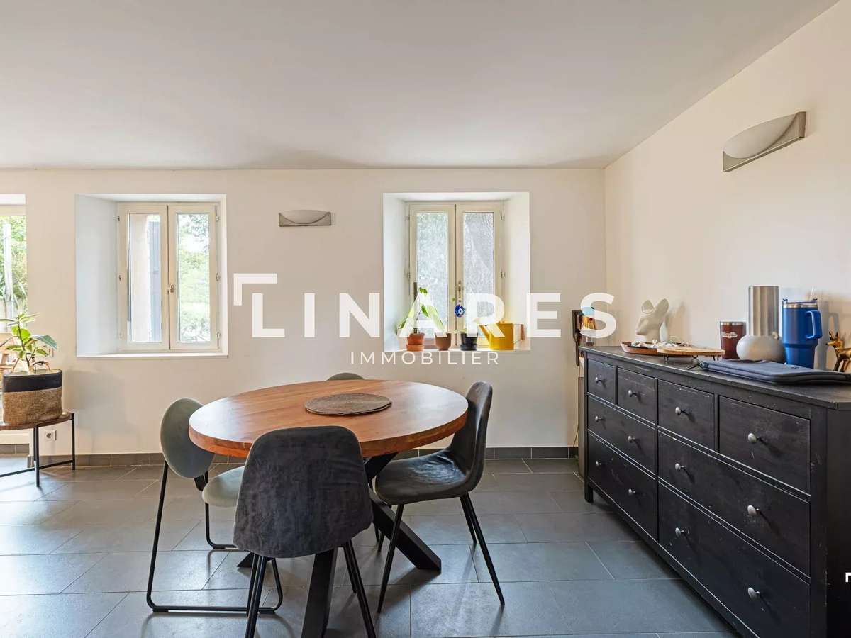 House Cassis
