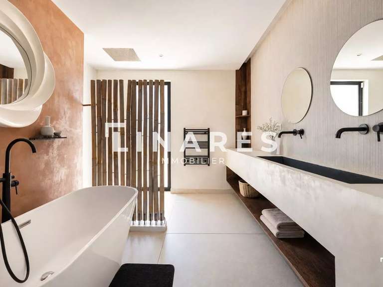 Maison Marseille 11e - 4 chambres - 200m²