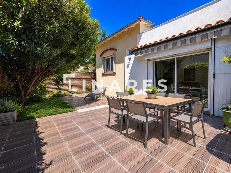 House Marseille 12e - 4 bedrooms - 135m²