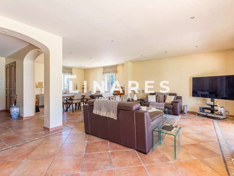 House Marseille 9e - 6 bedrooms - 201m²