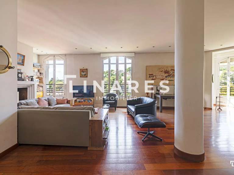 Maison Marseille 7e - 5 chambres - 180m²