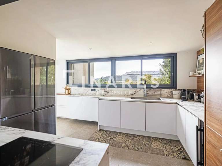 Maison Fuveau - 5 chambres - 250m²