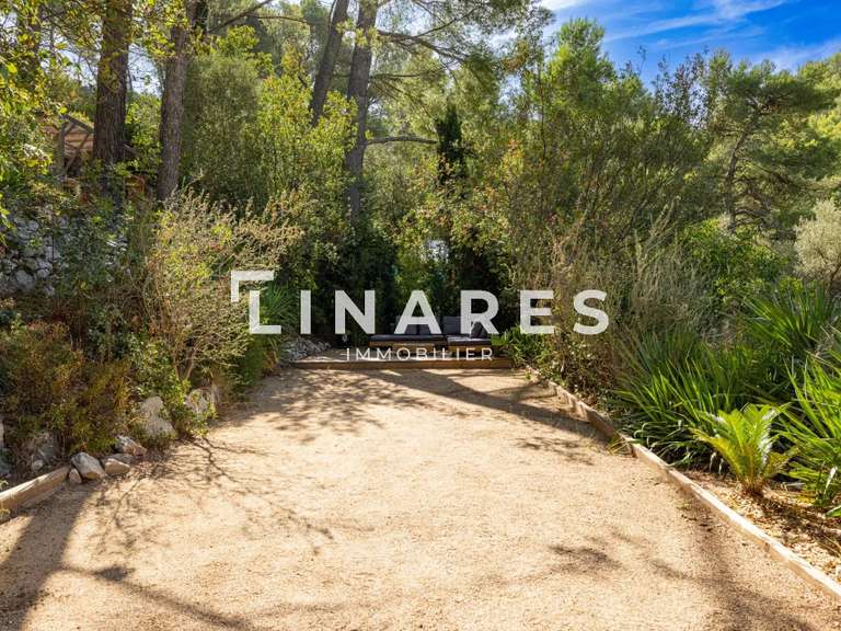 Maison Aubagne - 4 chambres - 232m²