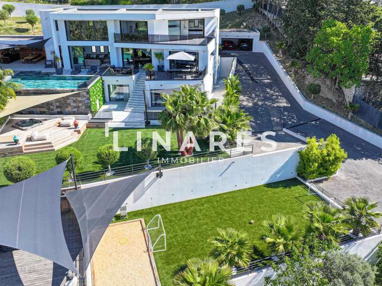 Maison Marseille 11e - 420m²