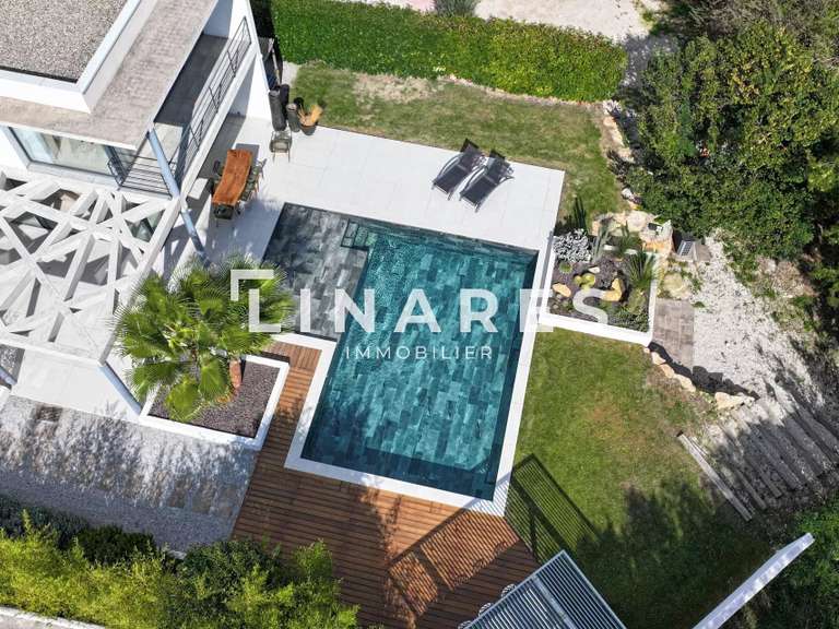 Maison Gémenos - 4 chambres - 310m²