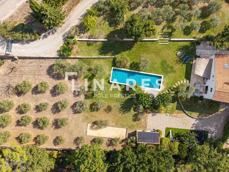 Maison Rognes - 4 chambres - 230m²