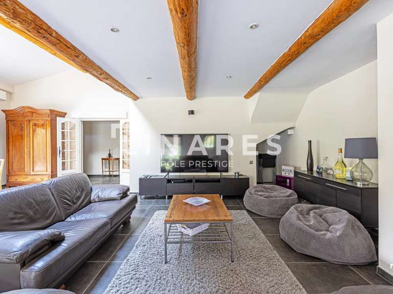 House Rognes - 4 bedrooms - 230m²