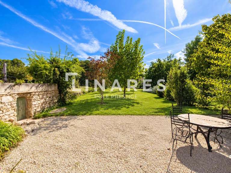 Maison Saint-Cannat - 5 chambres - 220m²