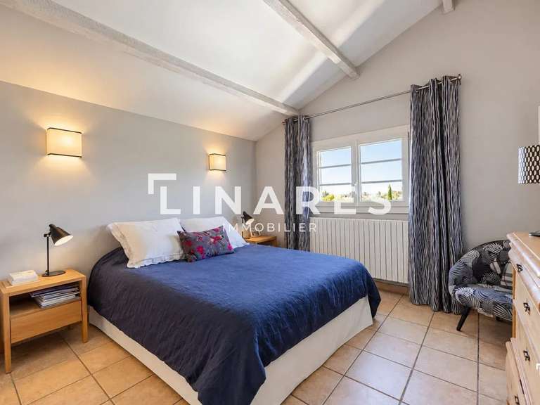 House Bouc-Bel-Air - 4 bedrooms - 161m²