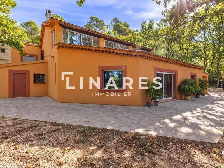 Maison Aix-en-Provence - 217m²