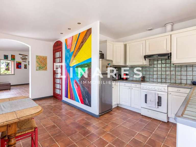 Maison Aix-en-Provence - 217m²