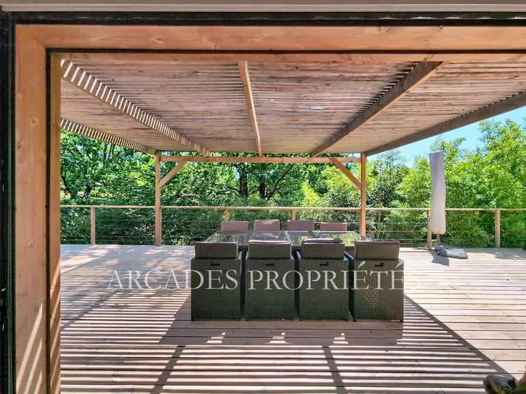 Maison Saint-Sulpice-et-Cameyrac - 165m²