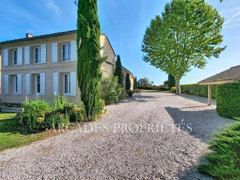Maison Libourne - 5 chambres - 254m²