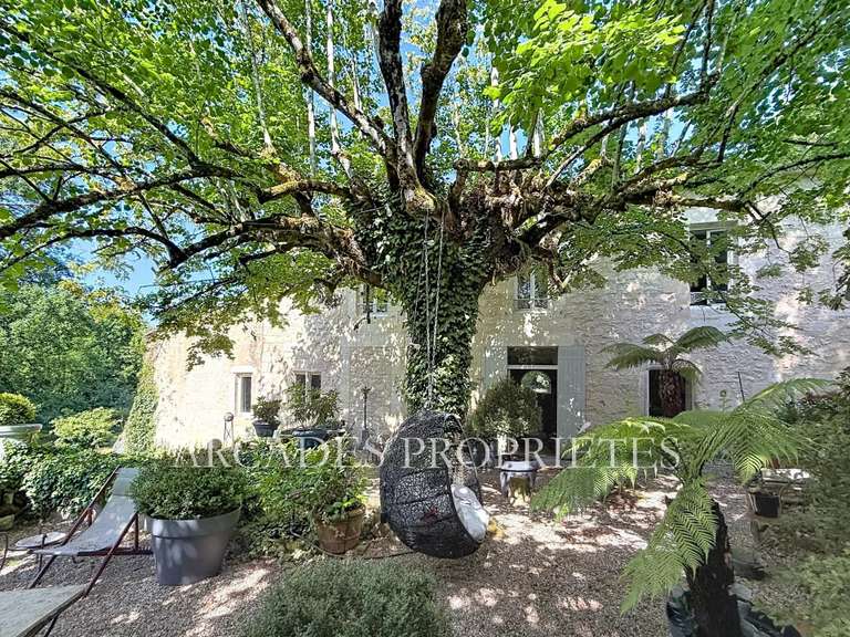 House Frontenac - 4 bedrooms - 300m²