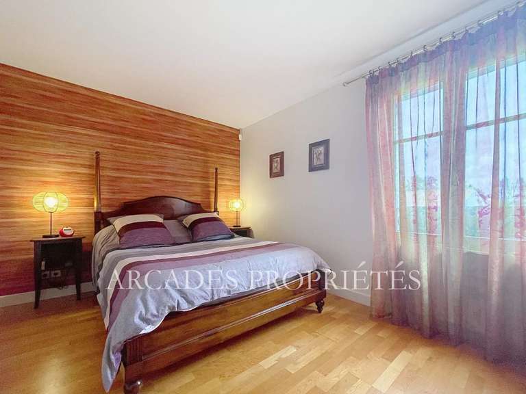 Maison Mérignac - 3 chambres - 181m²