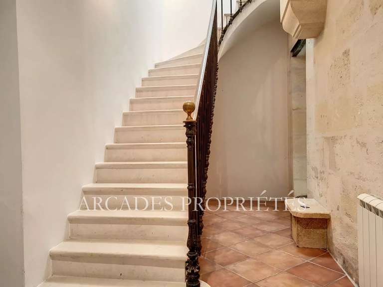 Maison Saint-Sulpice-et-Cameyrac - 8 chambres - 440m²