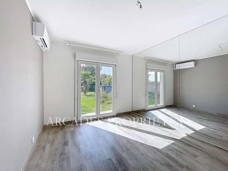House Bouliac - 4 bedrooms - 184m²