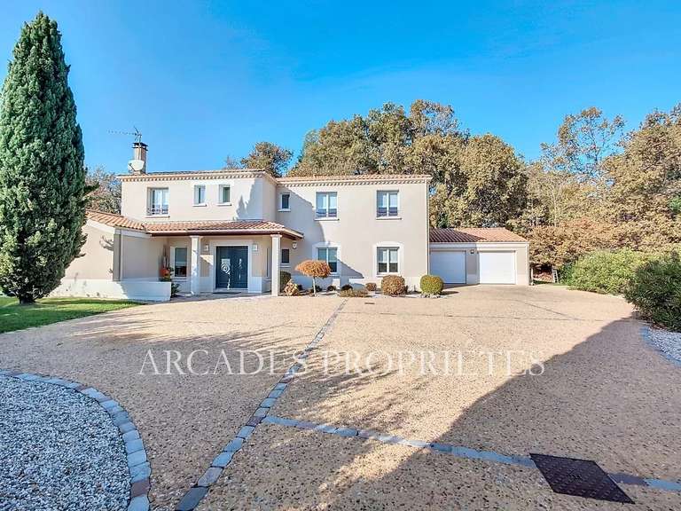 Maison Saint-Sulpice-et-Cameyrac - 5 chambres - 243m²