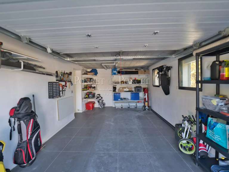 Maison Juvignac - 4 chambres - 180m²