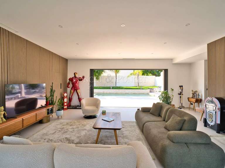 Maison Saint-Jean-de-Védas - 5 chambres - 212m²