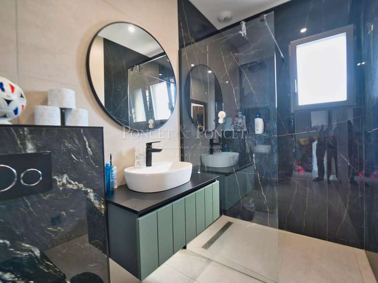 Maison Saint-Jean-de-Védas - 5 chambres - 212m²