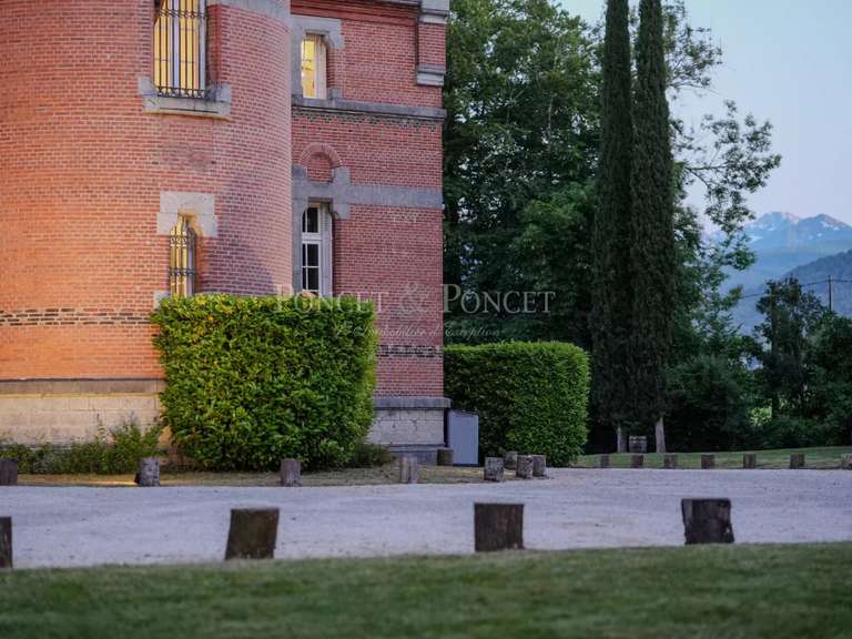 Propriété Saint-Lizier - 17 chambres - 1200m²