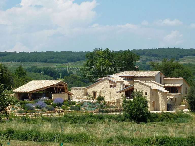 House Sabran - 1 bedroom - 710m²