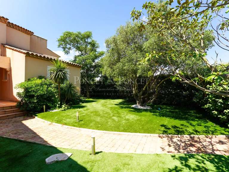 Maison Juvignac - 5 chambres - 226m²