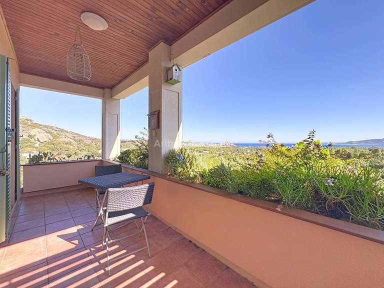 Maison Calvi - 2 chambres - 68m²