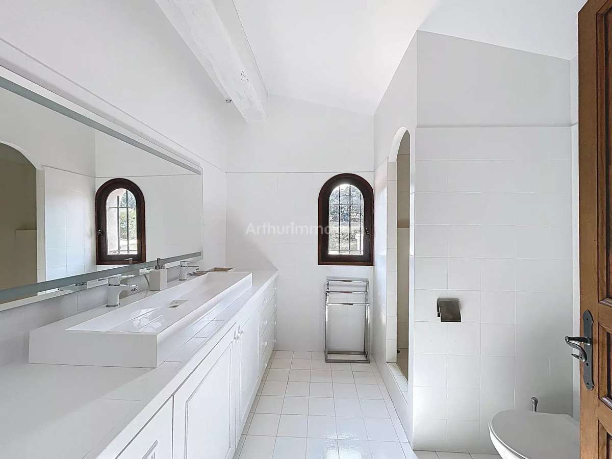 Maison Lumio
