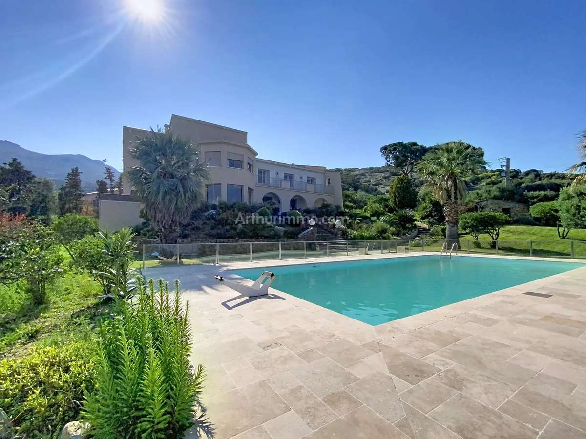 Maison Calvi