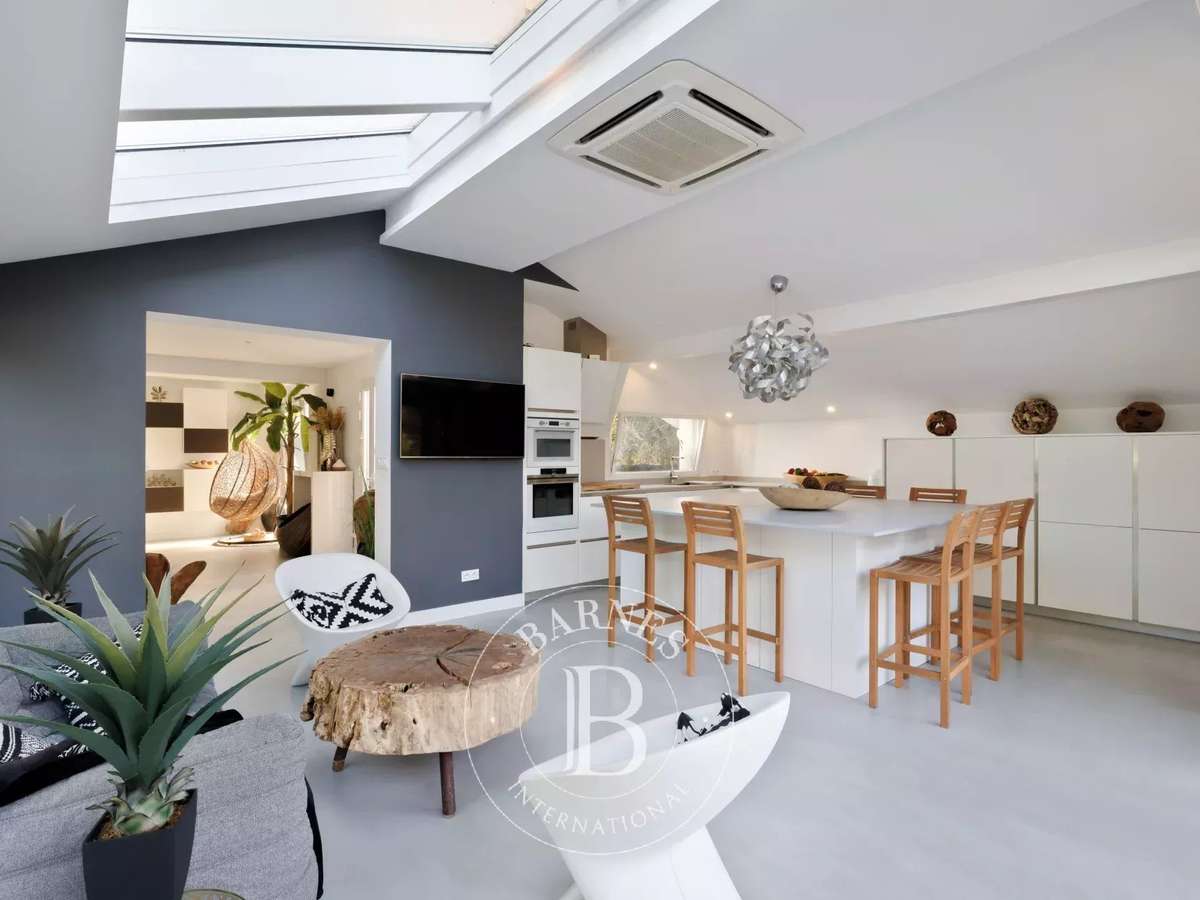 House Biarritz