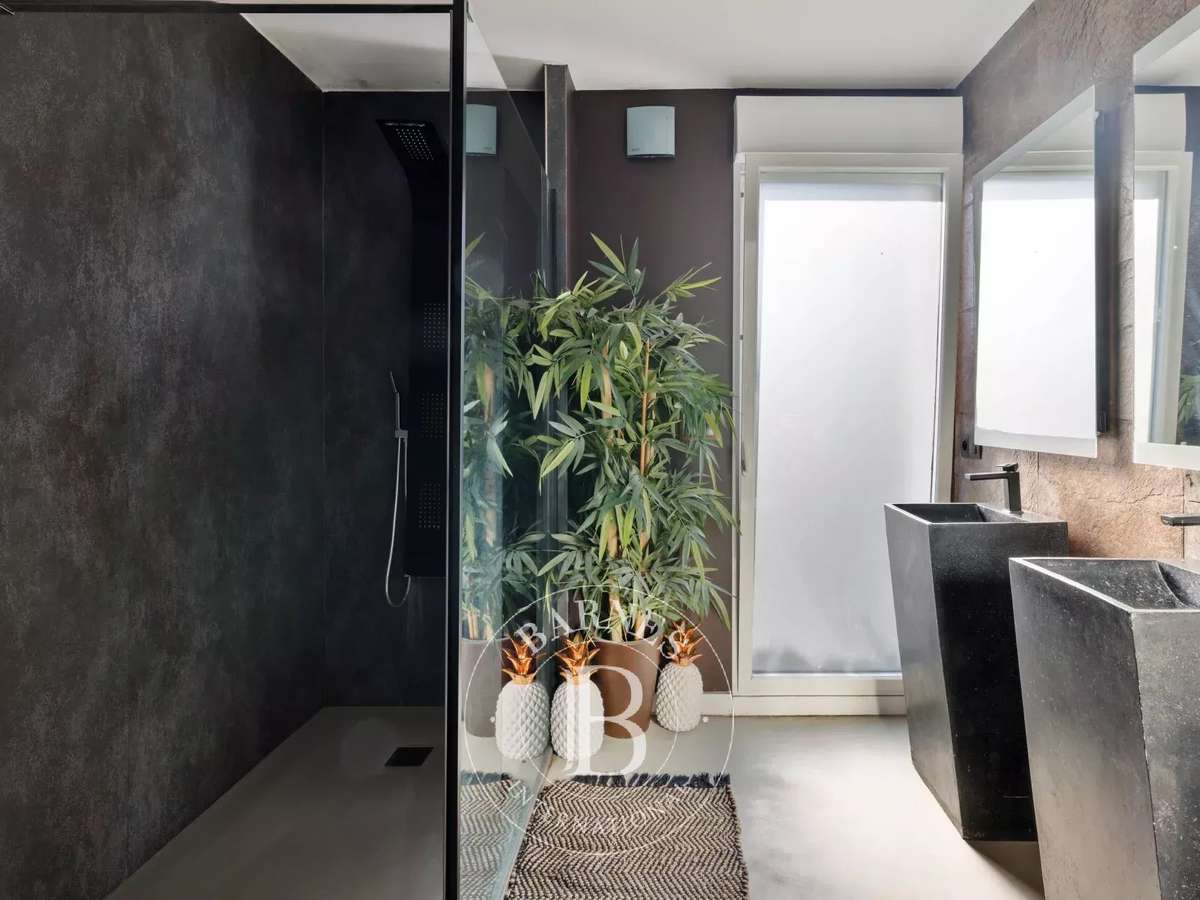 House Biarritz