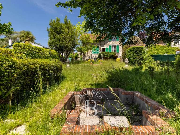 House Biarritz - 4 bedrooms - 235m²