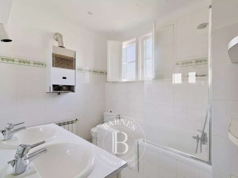 House Biarritz - 4 bedrooms - 235m²