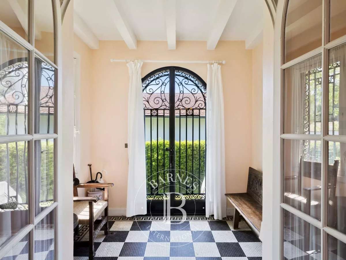 House Biarritz