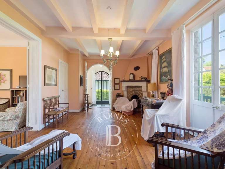 House Biarritz - 4 bedrooms - 235m²