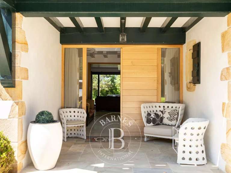 House Arcangues - 5 bedrooms - 365m²