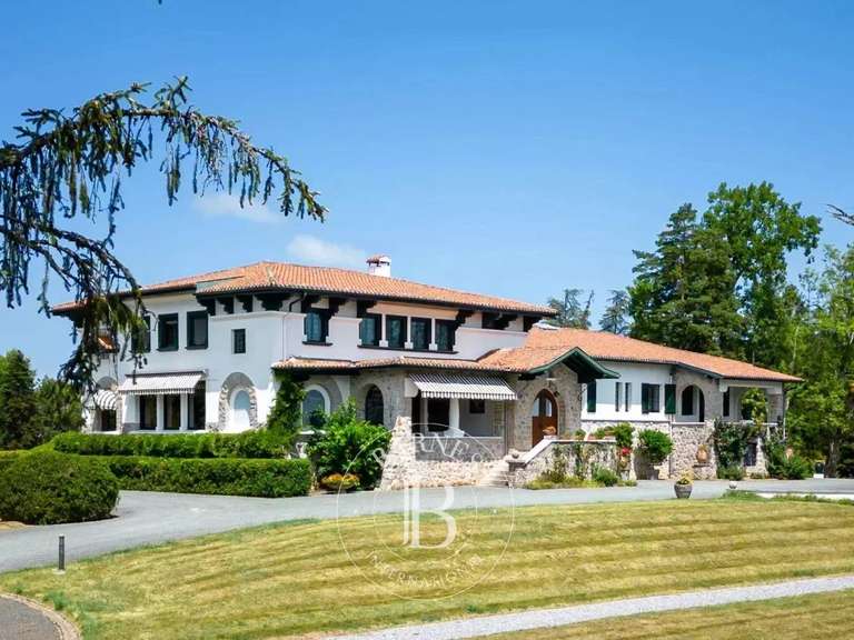 House Villefranque - 8 bedrooms - 550m²