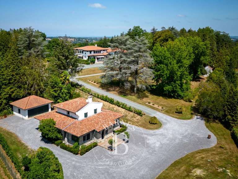 House Villefranque - 8 bedrooms - 550m²